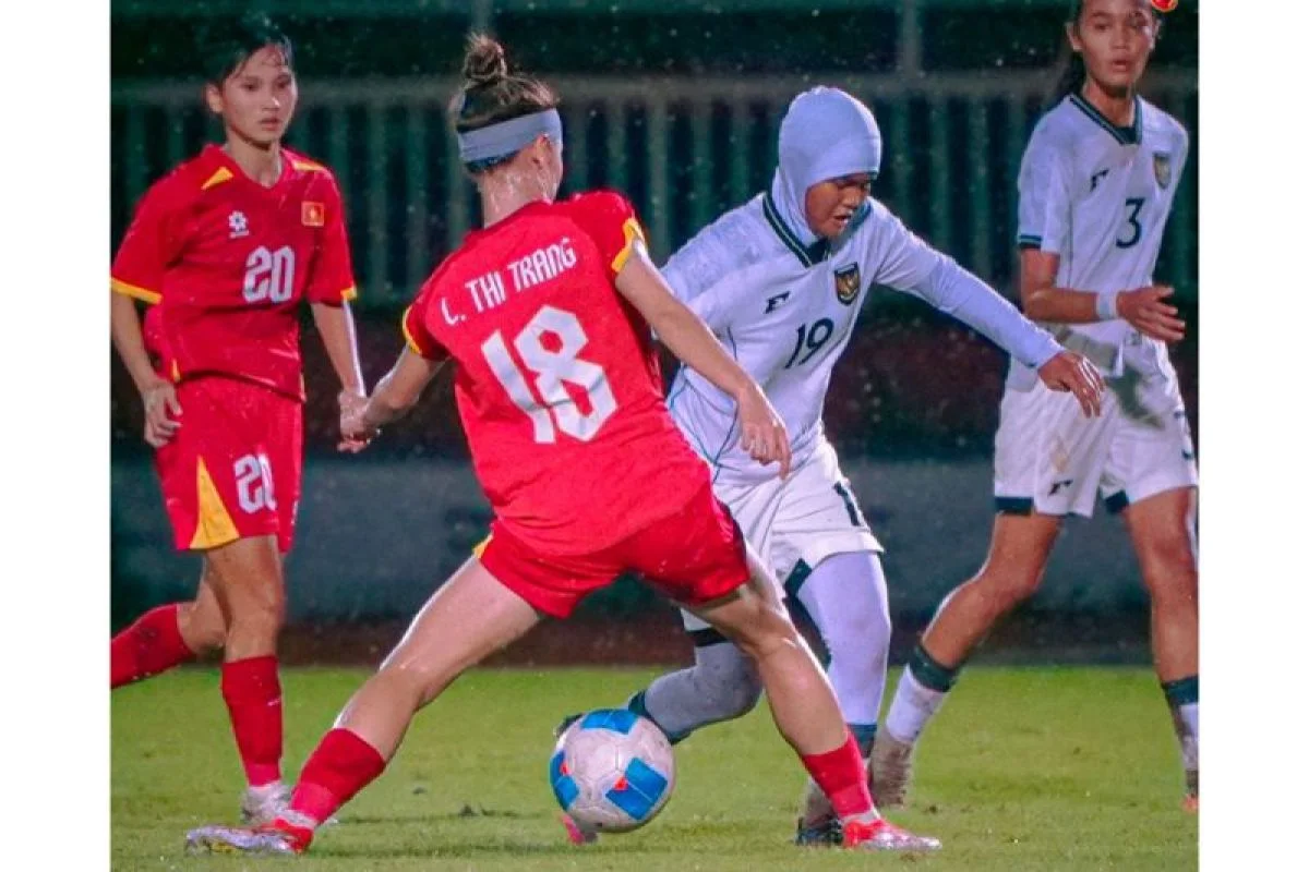 Gagal ke final timnas putri U 19 Indonesia takluk 0 4 dari Vietnam
